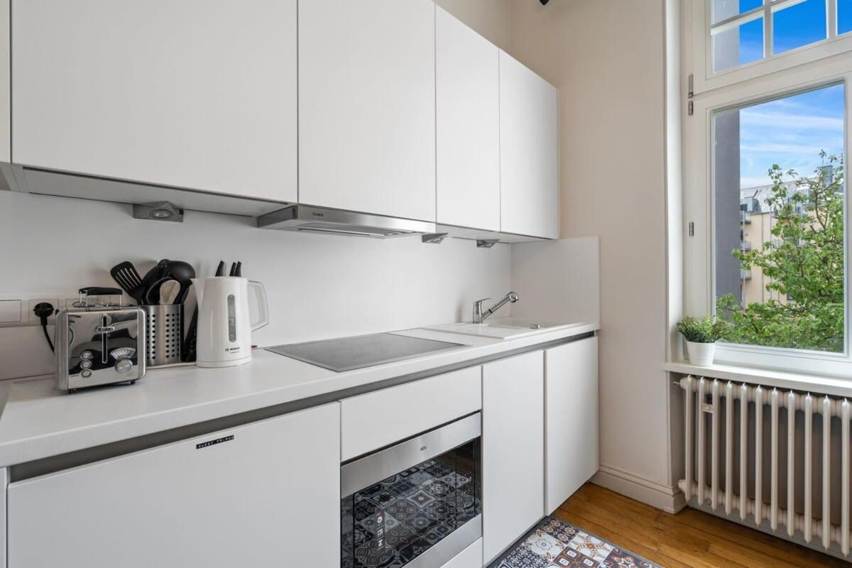 Room W Shared Bathroom&Kitchen In Luxury Villa Luxemburgo Exterior foto